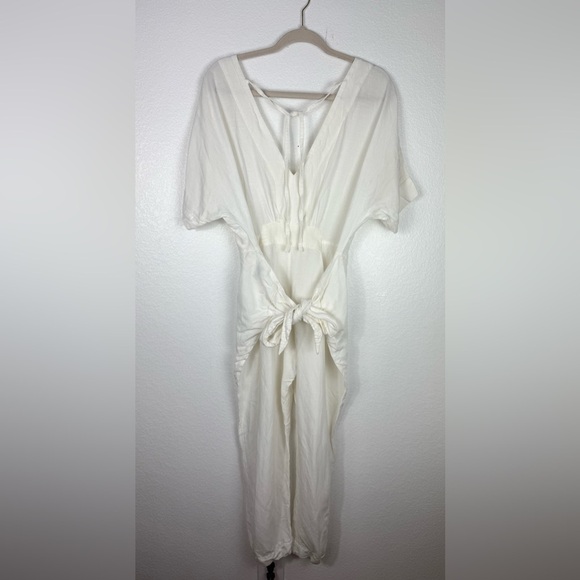 FREE PEOPLE Eyelet Jumpsuit Size S Ivory linen waist tie size S - Picture 8 of 10